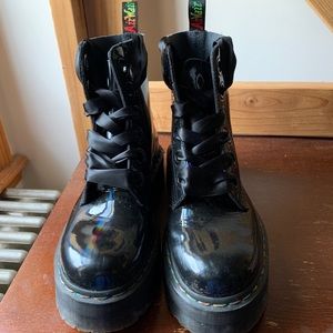 Jadon High Rainbow Patent Platform Dr.Martens